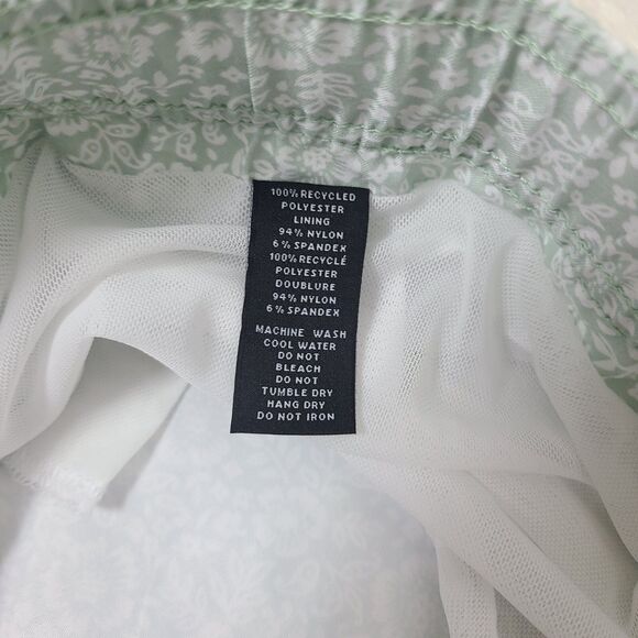 NEW‎ Saks Fifth Avenue Swim Trunks XL Green Floral Pockets Lined Nylon Blend - Picture 9 of 13